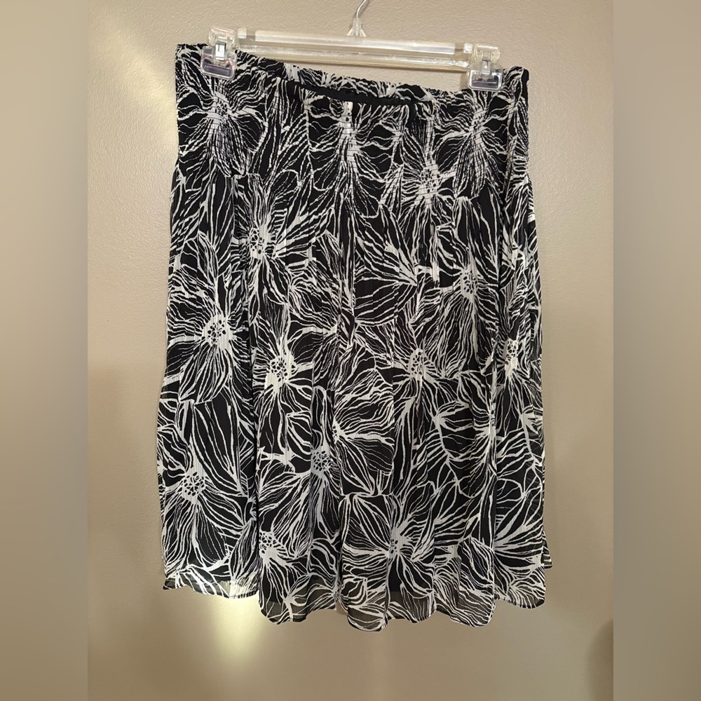 Fashion Bug Black and White Floral A-Line Skirt